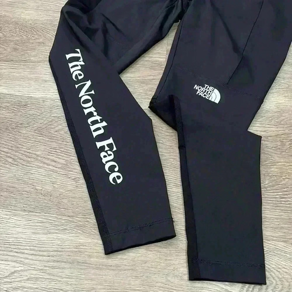 The North Face Girls’ Trailwear Hybrid Leggings, Large (Size 12) - Picture 3 of 10